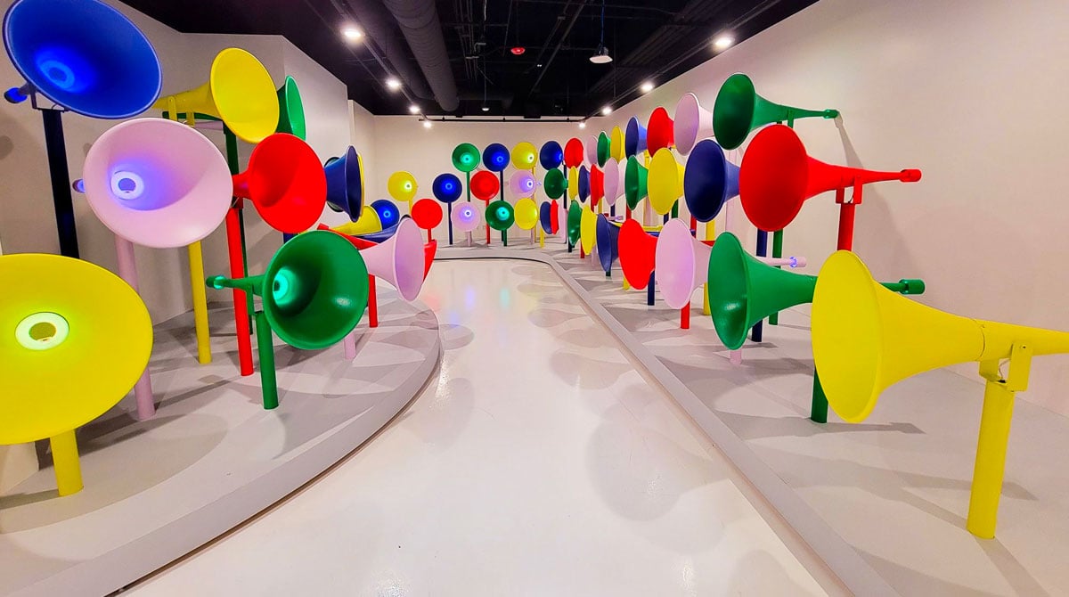 Bridgewater Studio | Interactive Art Installation | Yuri Suzuki